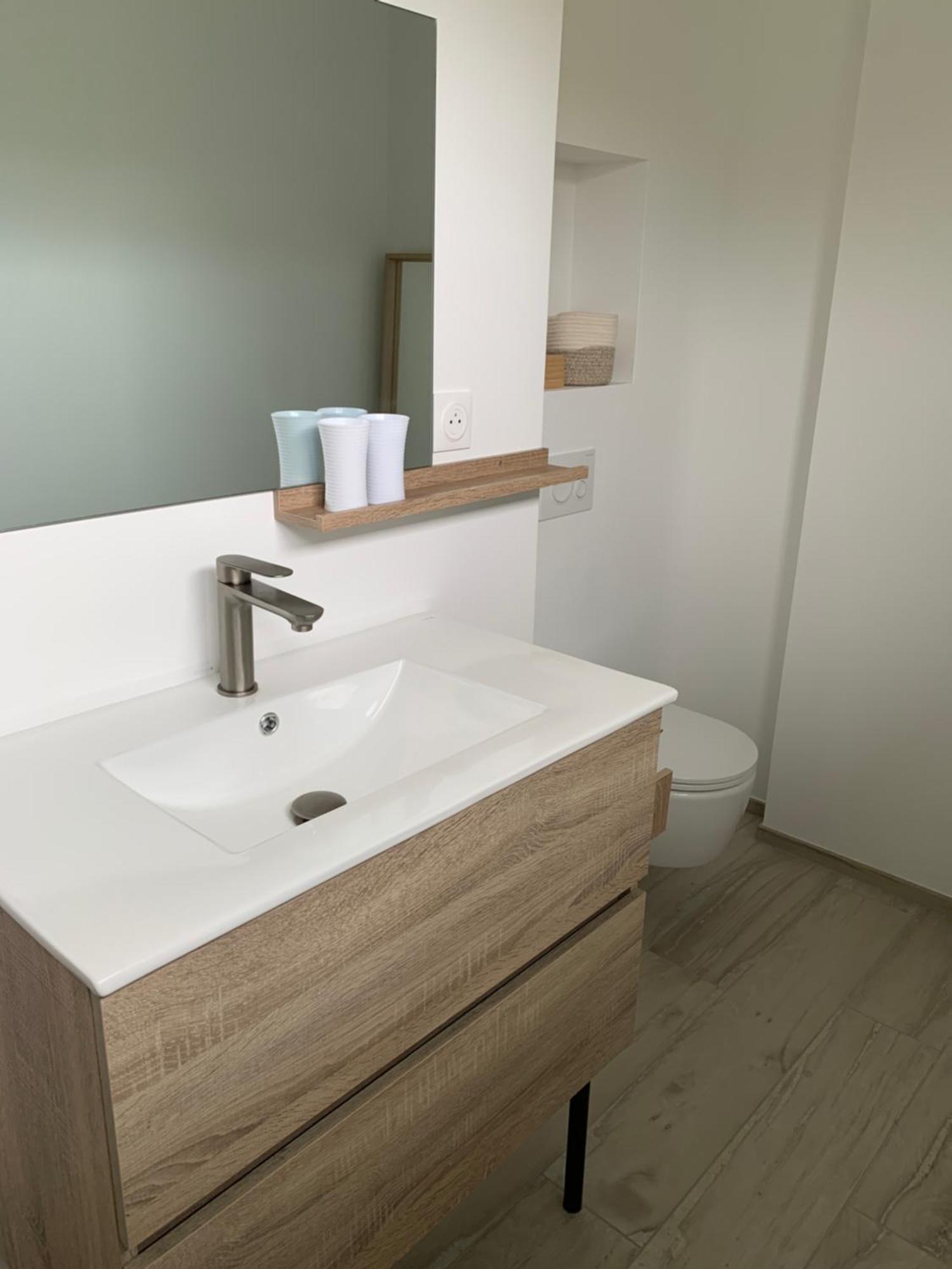 Appartements Guesthouse1 Et Guesthouse2 Sword Beach Colleville-Montgomery 外观 照片